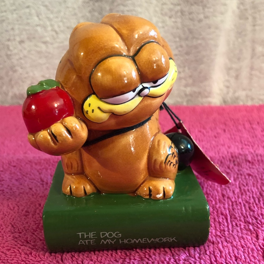 Vintage Garfield Collectible.